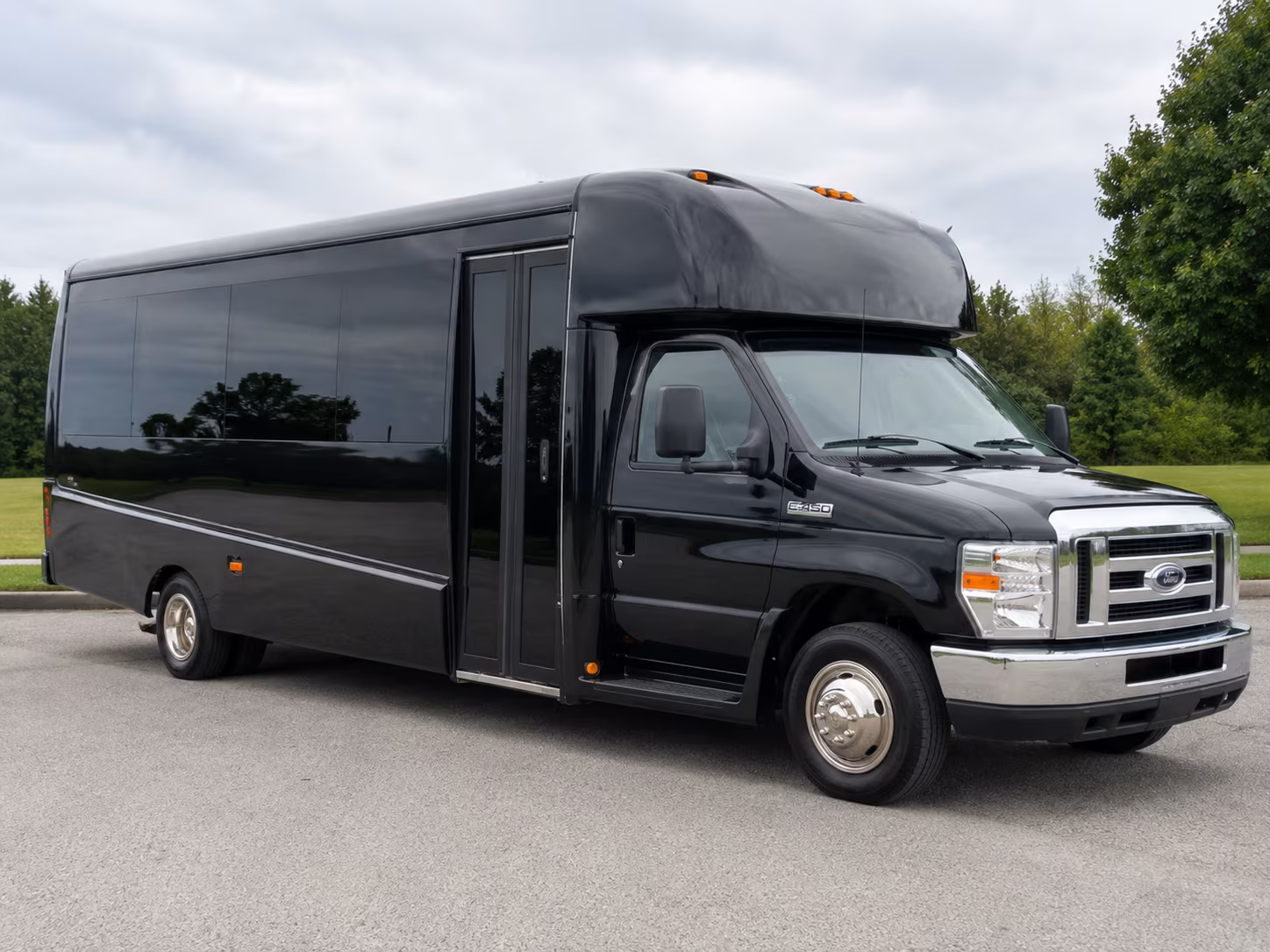 easily book transportation for your next bachelor or bachelorette party 4