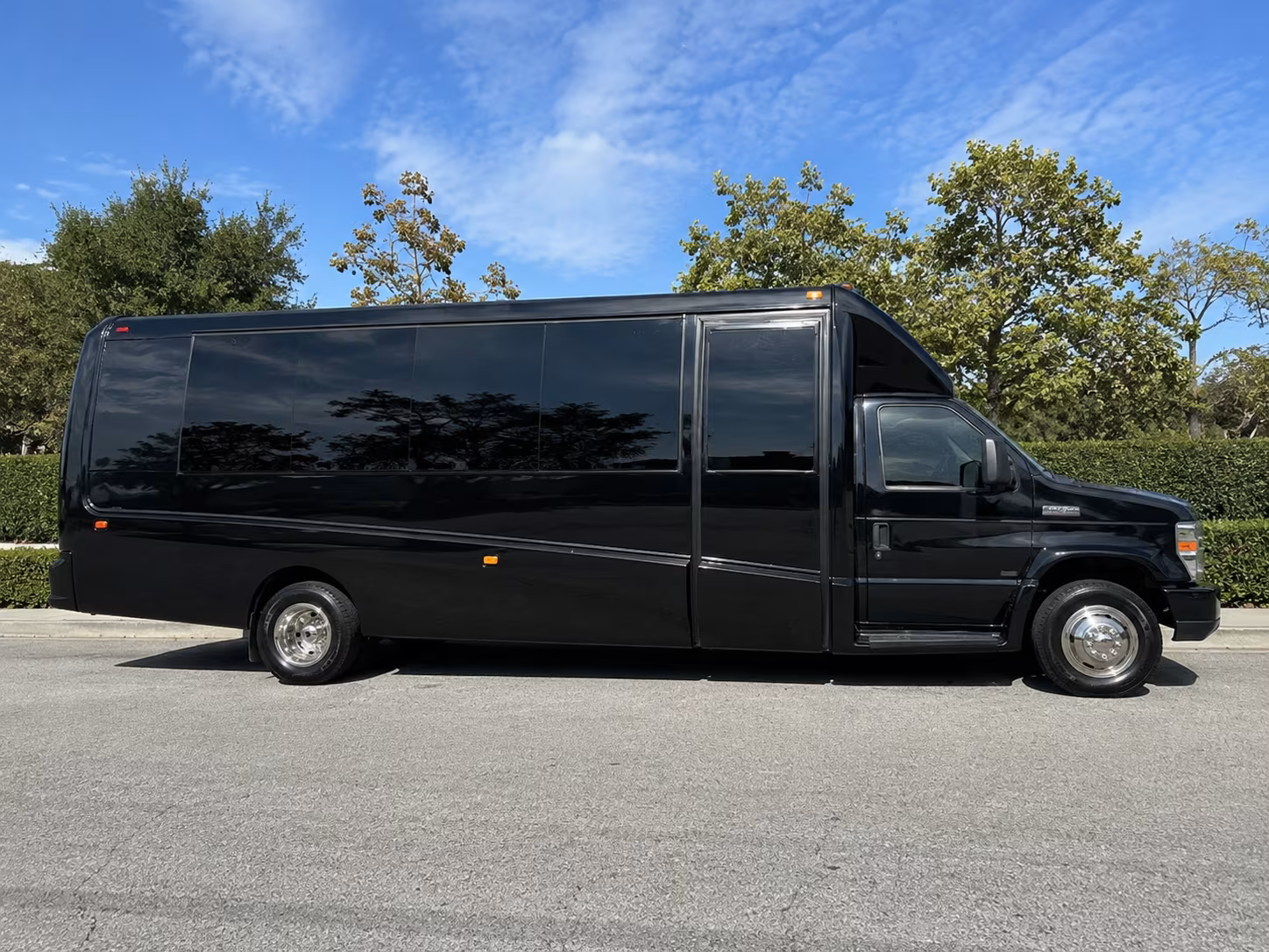 easily book transportation for your next sporting event 2