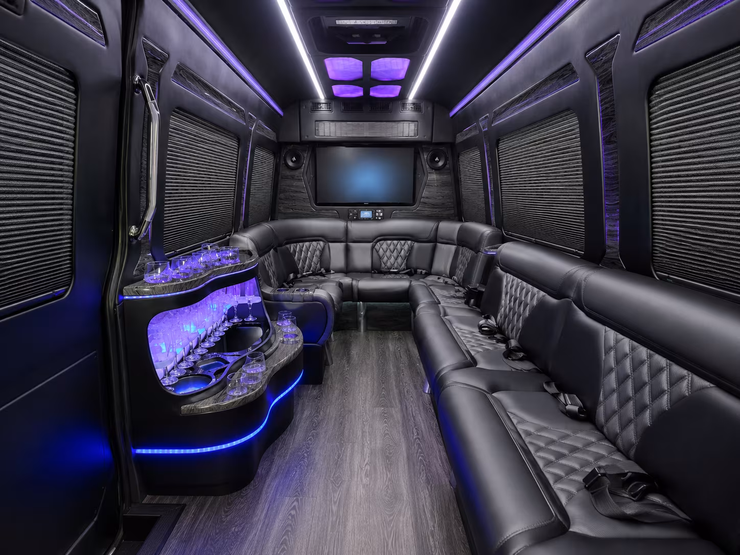 easily book transportation for your next wedding 1